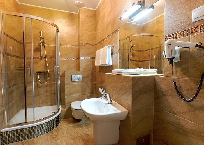 Róża 3* Kamieniec Wroclawski